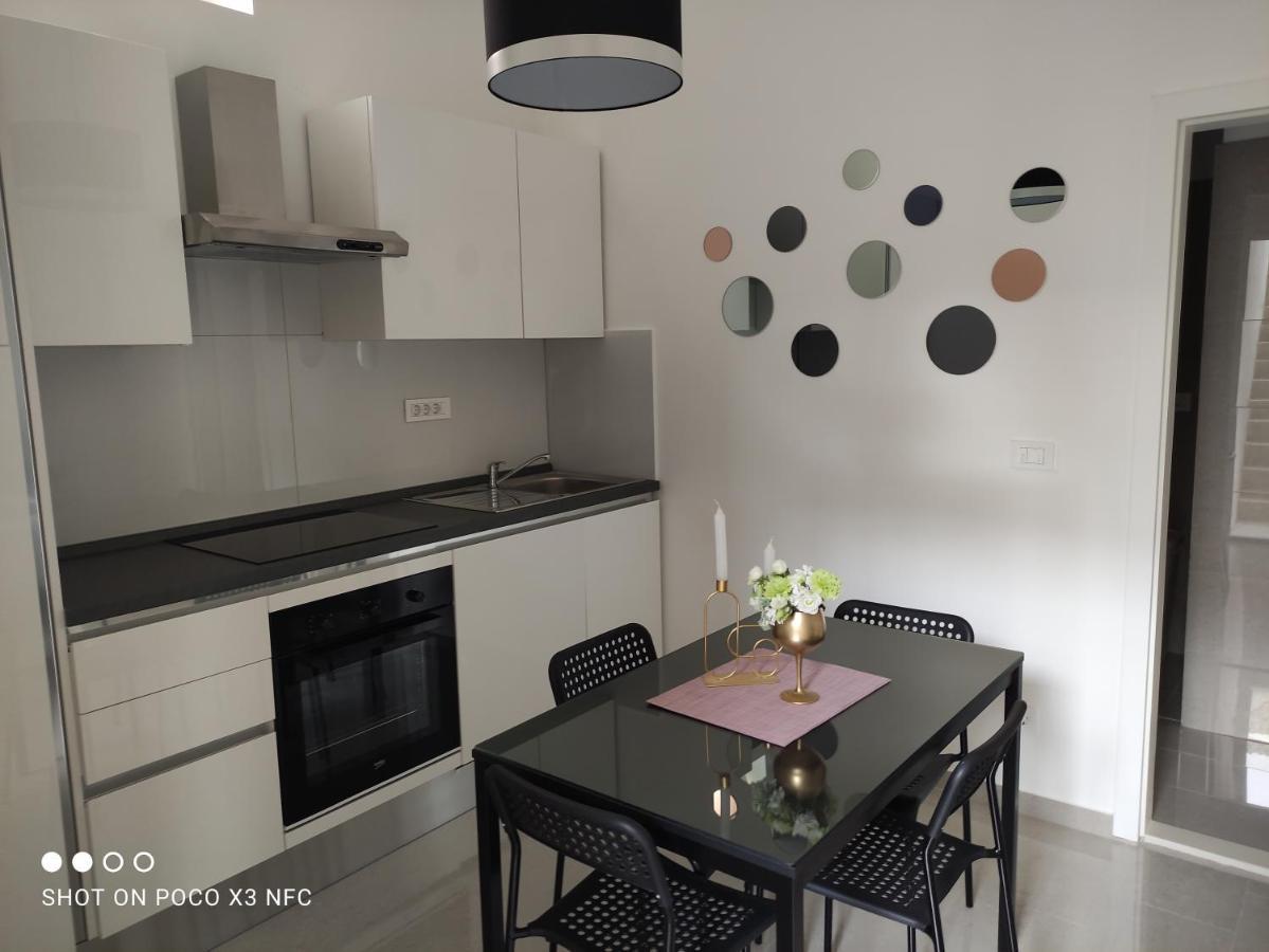 Apartman Zero Appartamento Dugi Rat Esterno foto